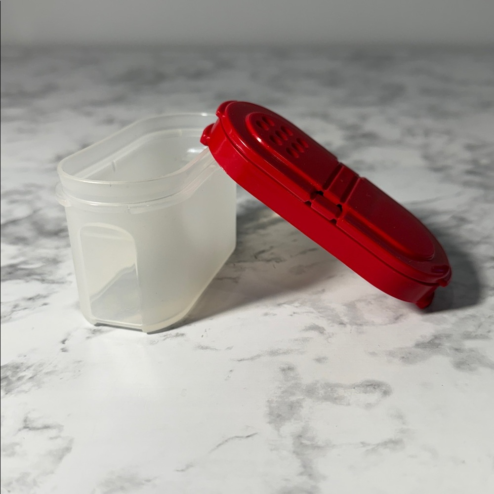 Red and Clear Food Storage Container - Picture 4 of 8